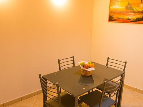 Le Murette Apartments - Enjoy Holiday Affi Exteriör bild